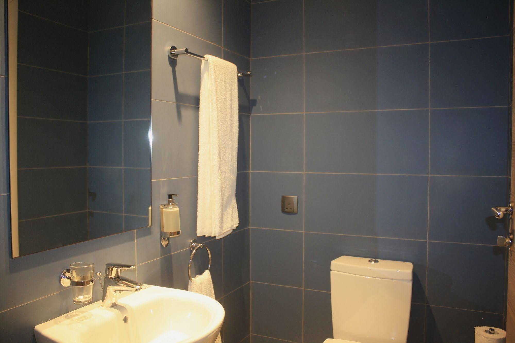 Wiaboman Urbano Hotel By Roots מראה חיצוני תמונה
