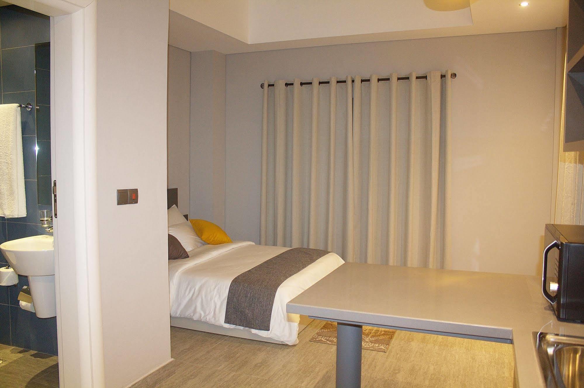 Wiaboman Urbano Hotel By Roots מראה חיצוני תמונה