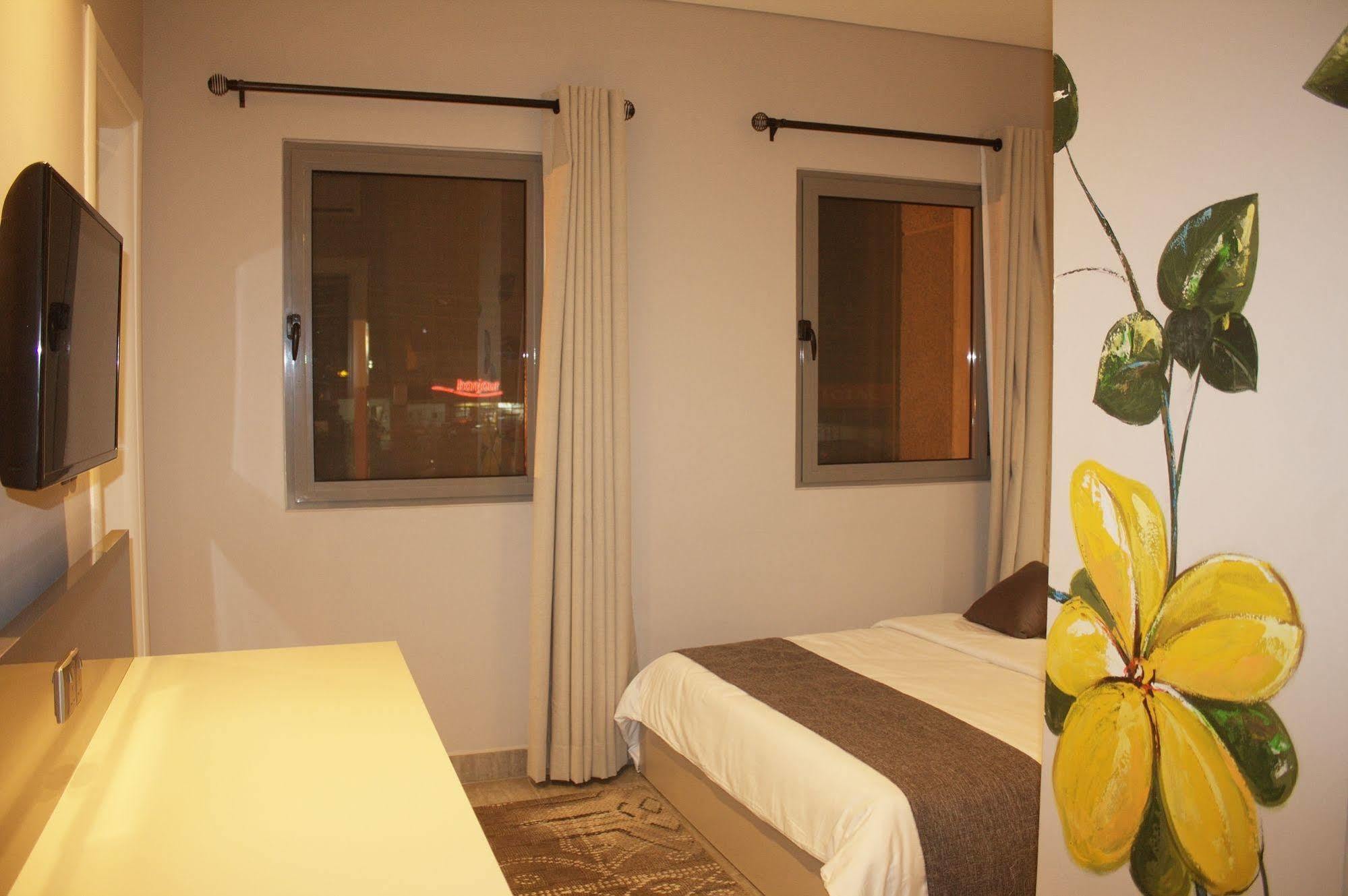 Wiaboman Urbano Hotel By Roots מראה חיצוני תמונה